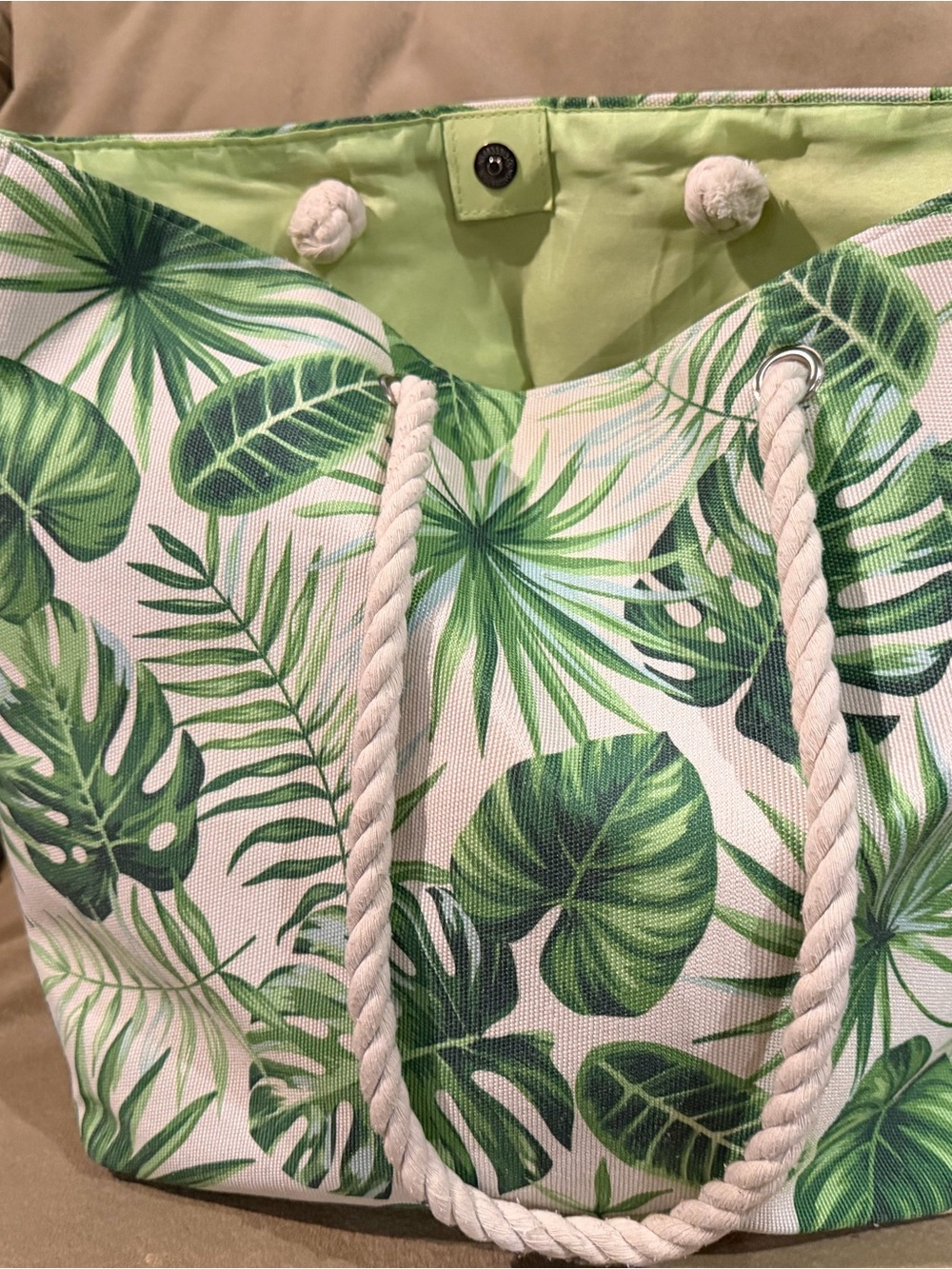 Ardene Tropical Leaf Canvas Tote Bag in Green